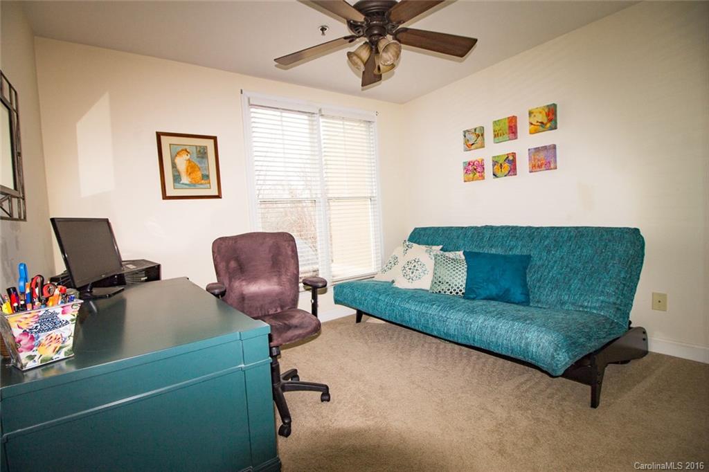 416 Queens Road, Unit 13 Charlotte, NC 28207 - Photo 14 of 24 Gallery Image 14