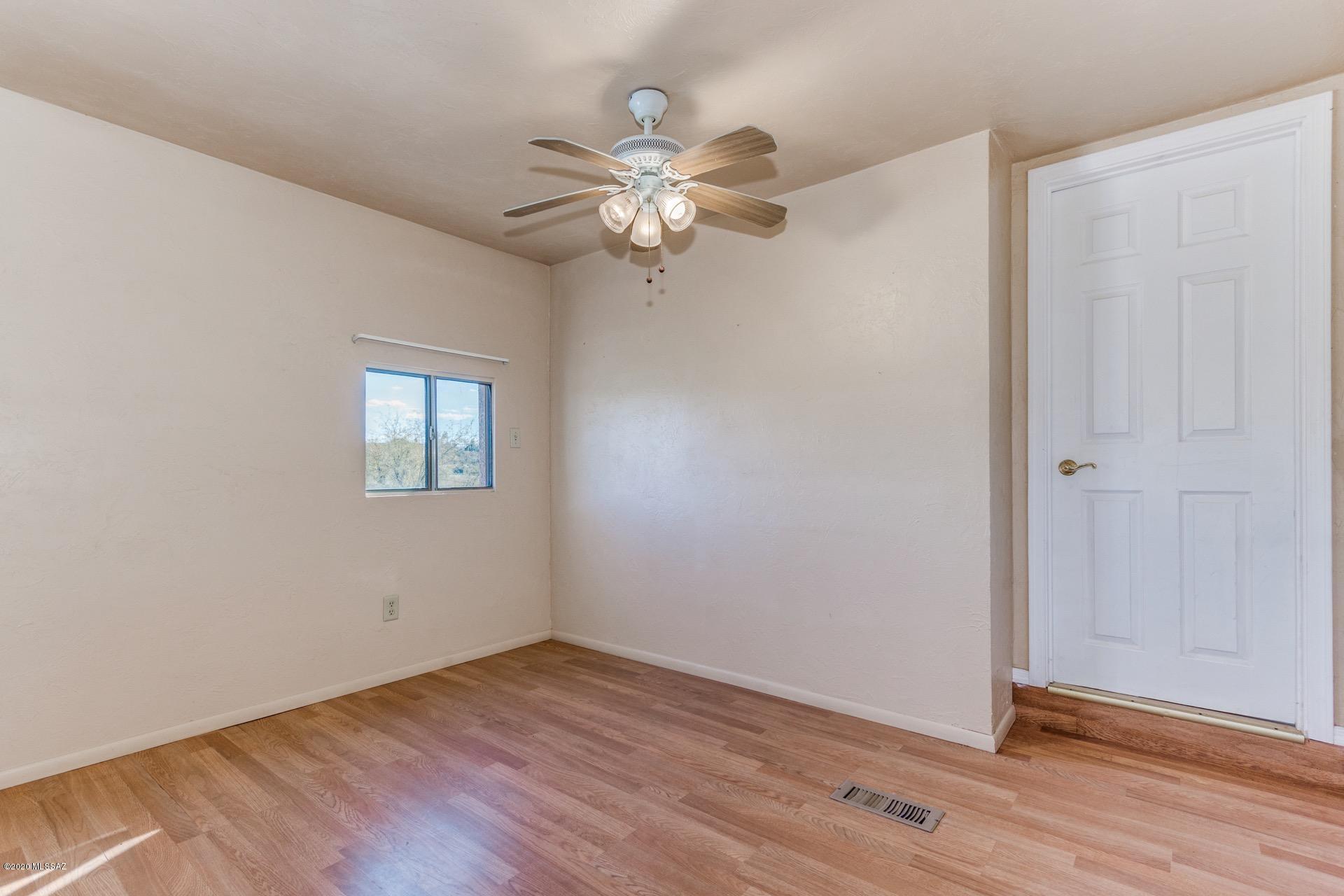 7528 West Velo Road Tucson, AZ 85757 - Photo 12 of 25 Gallery Image 12