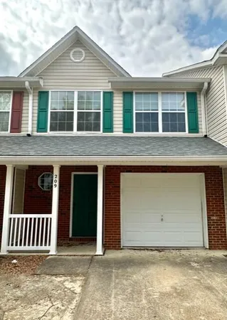 $1,350 | 209 Swaying Pine Court, Crestview, FL 32539
