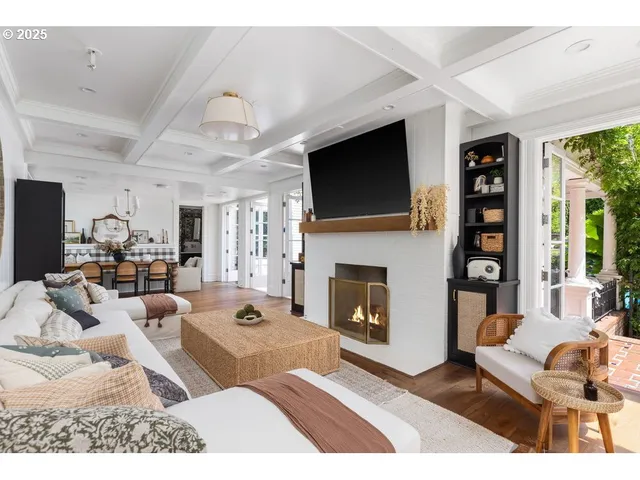 $5,295,000 | 11175 South Riverwood Road, Portland, OR 97219