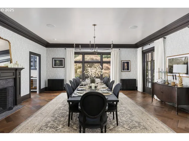 $5,295,000 | 11175 South Riverwood Road, Portland, OR 97219