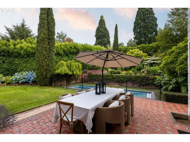 $5,295,000 | 11175 South Riverwood Road, Portland, OR 97219