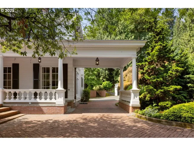 $5,295,000 | 11175 South Riverwood Road, Portland, OR 97219