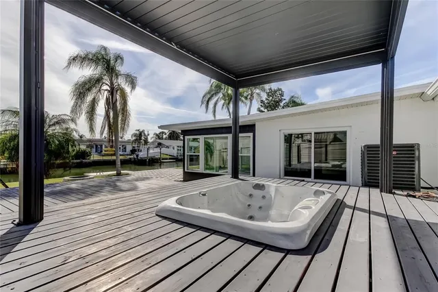 $3,800 | 8722 Elmwood Lane, Tampa, FL 33615