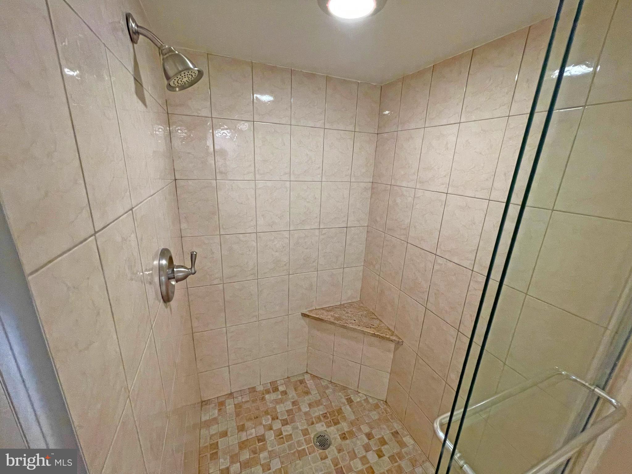 11802 Charles Road Silver Spring, MD 20906 - Photo 21 of 25