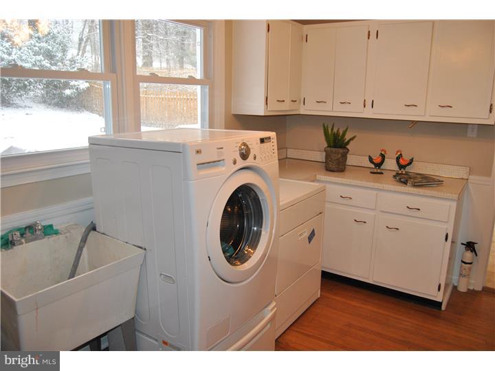 46 Peddrick Road Wayne, PA 19087 - Photo 23 of 25 Laundry Room