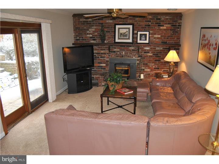 46 Peddrick Road Wayne, PA 19087 - Photo 10 of 25 Family Room