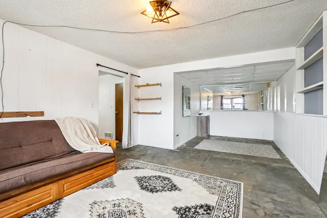 $235,000 | 8091 Deer Drive, Hennepin, IL 61327