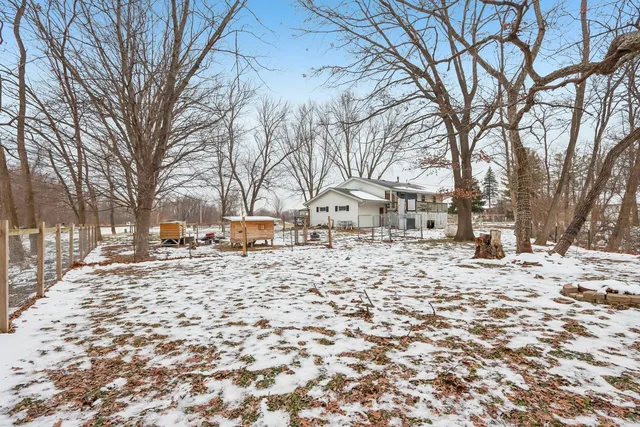 $235,000 | 8091 Deer Drive, Hennepin, IL 61327