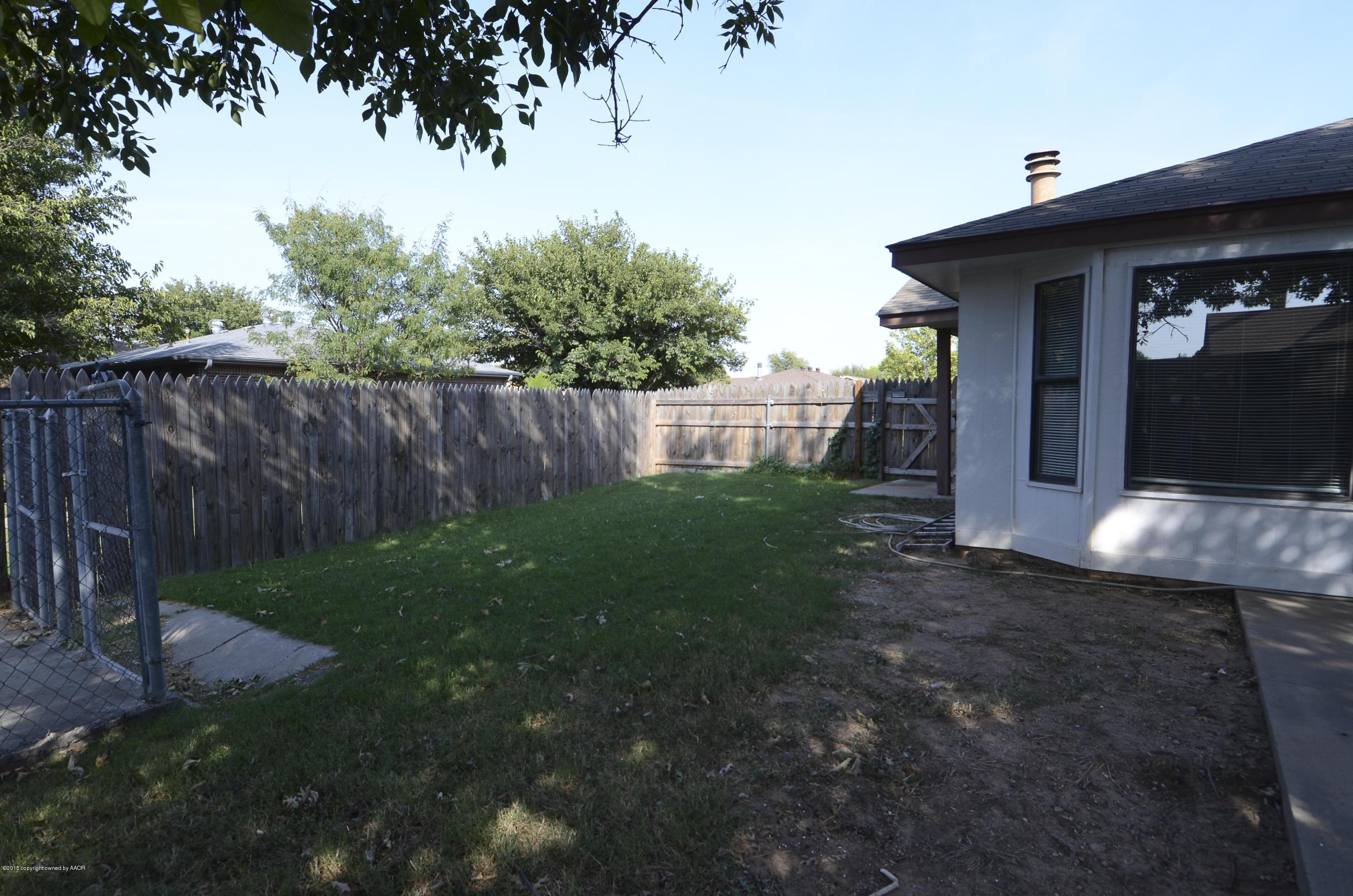 5300 Raindrop Lane Amarillo, TX 79110 - Photo 23 of 25 23 Backyard