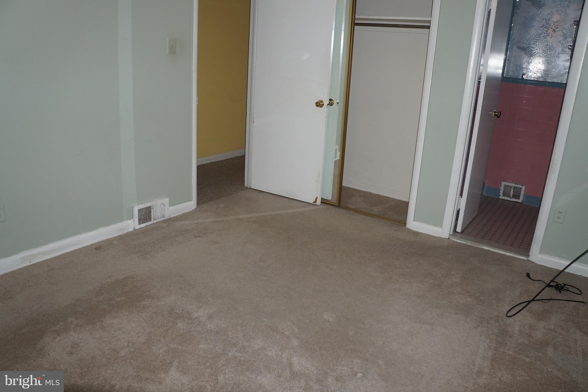 727 Colebrook Road Philadelphia, PA 19115 - Photo 14 of 25 Gallery Image 14