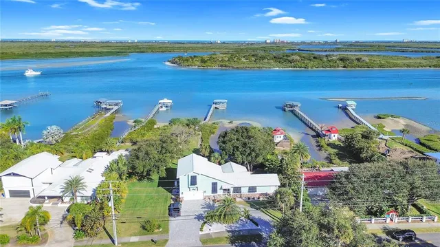 $1,750,000 | 425 North Riverside Drive, Edgewater, FL 32132