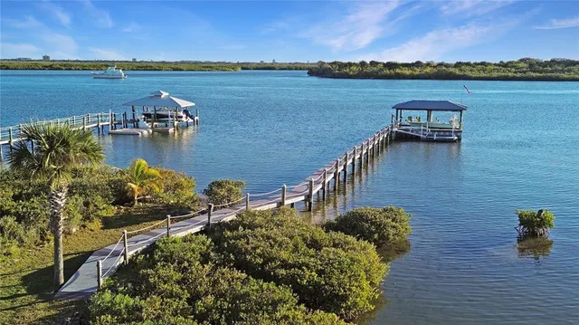 $1,750,000 | 425 North Riverside Drive, Edgewater, FL 32132