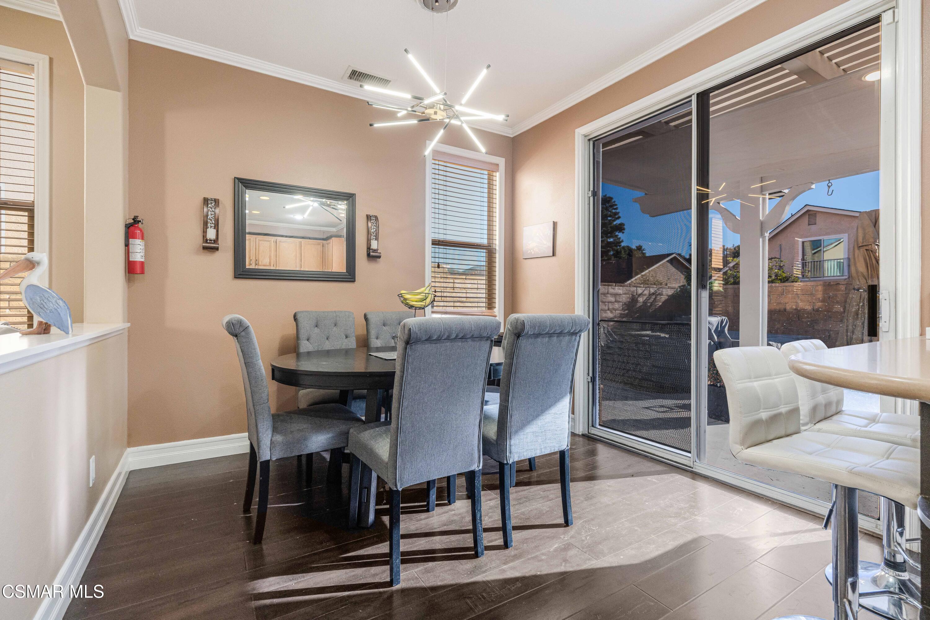 969 Roldan Avenue Simi Valley, CA 93065 - Photo 13 of 32 969 Roldan Ave, Simi Valley
