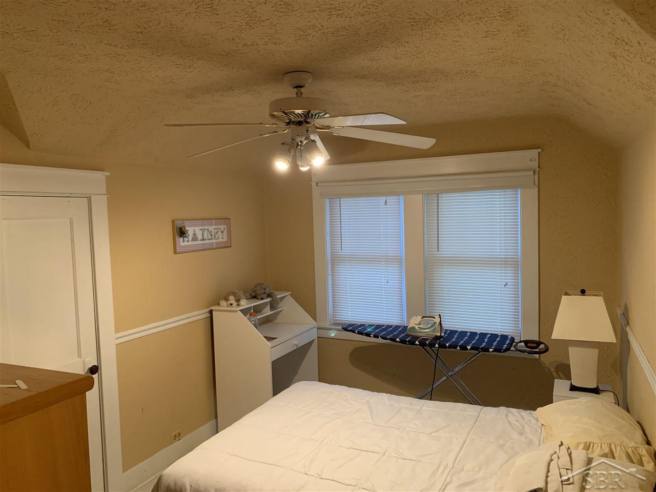 1070 North Center Road Saginaw, MI 48638 - Photo 30 of 49 50017036-29.JPG