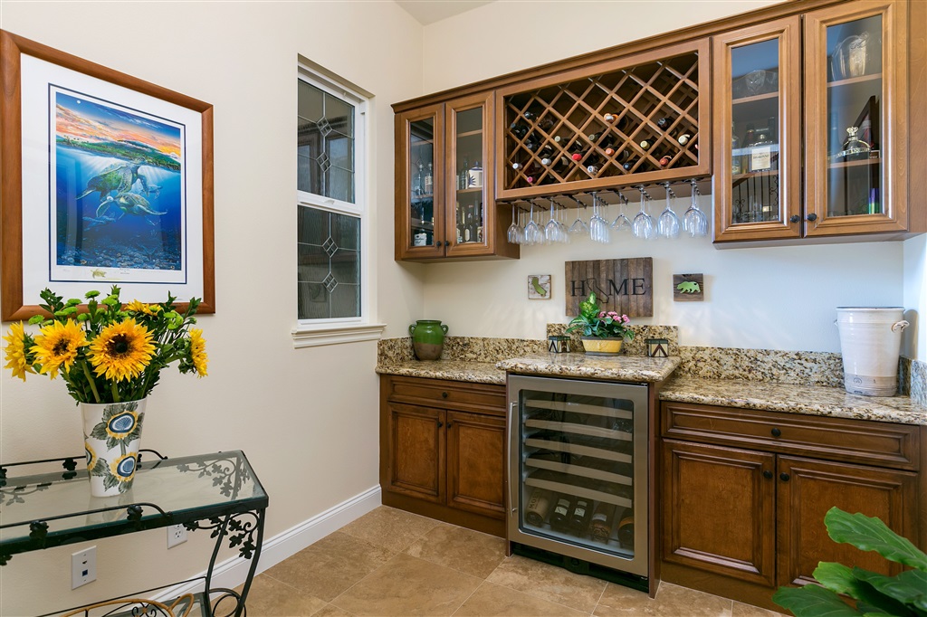 2432 Lapis Road Carlsbad, CA 92009 - Photo 12 of 25 Gallery Image 12