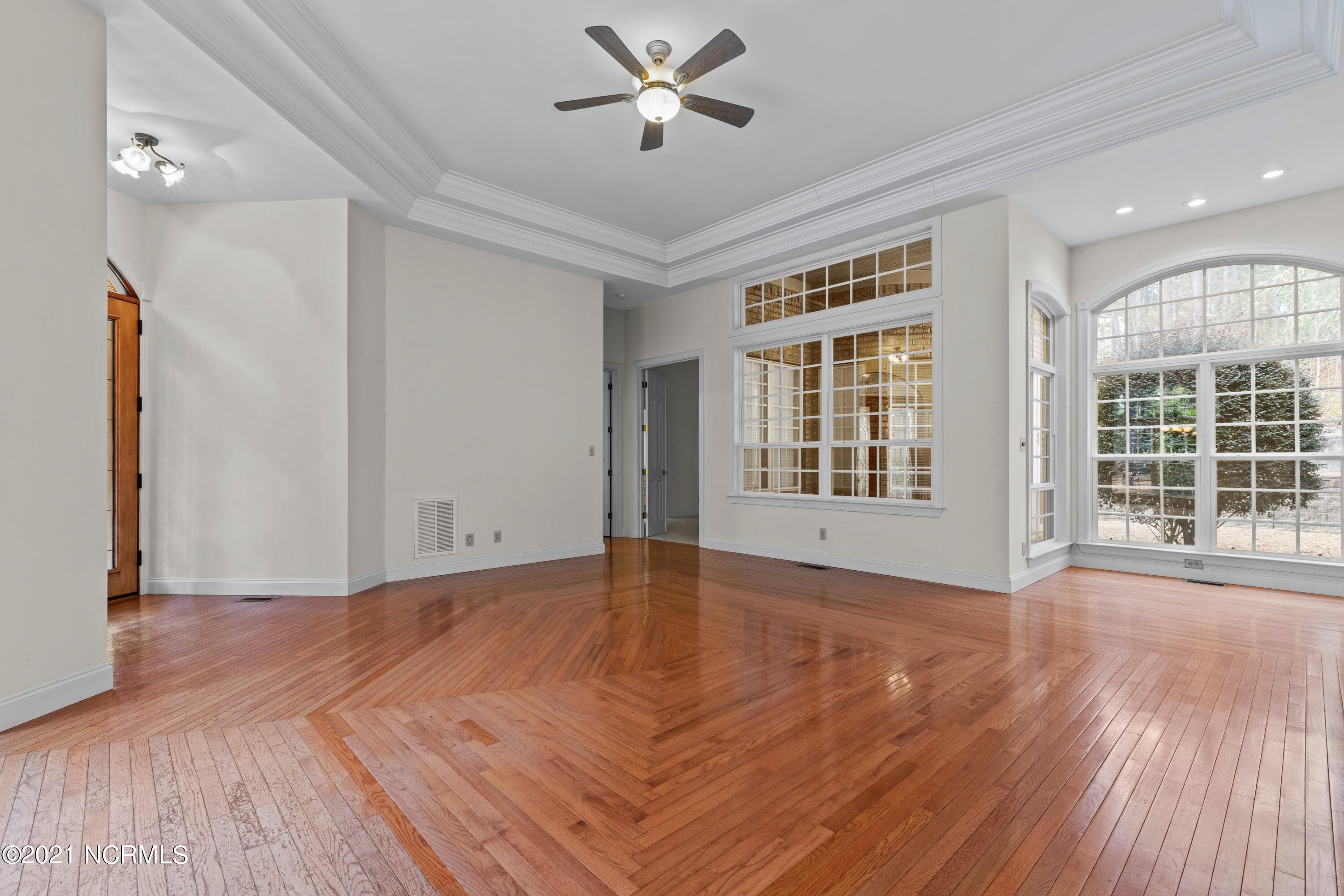 240 Cliff Road Southern Pines, NC 28387 - Photo 21 of 51 19-print-IMG_8729
