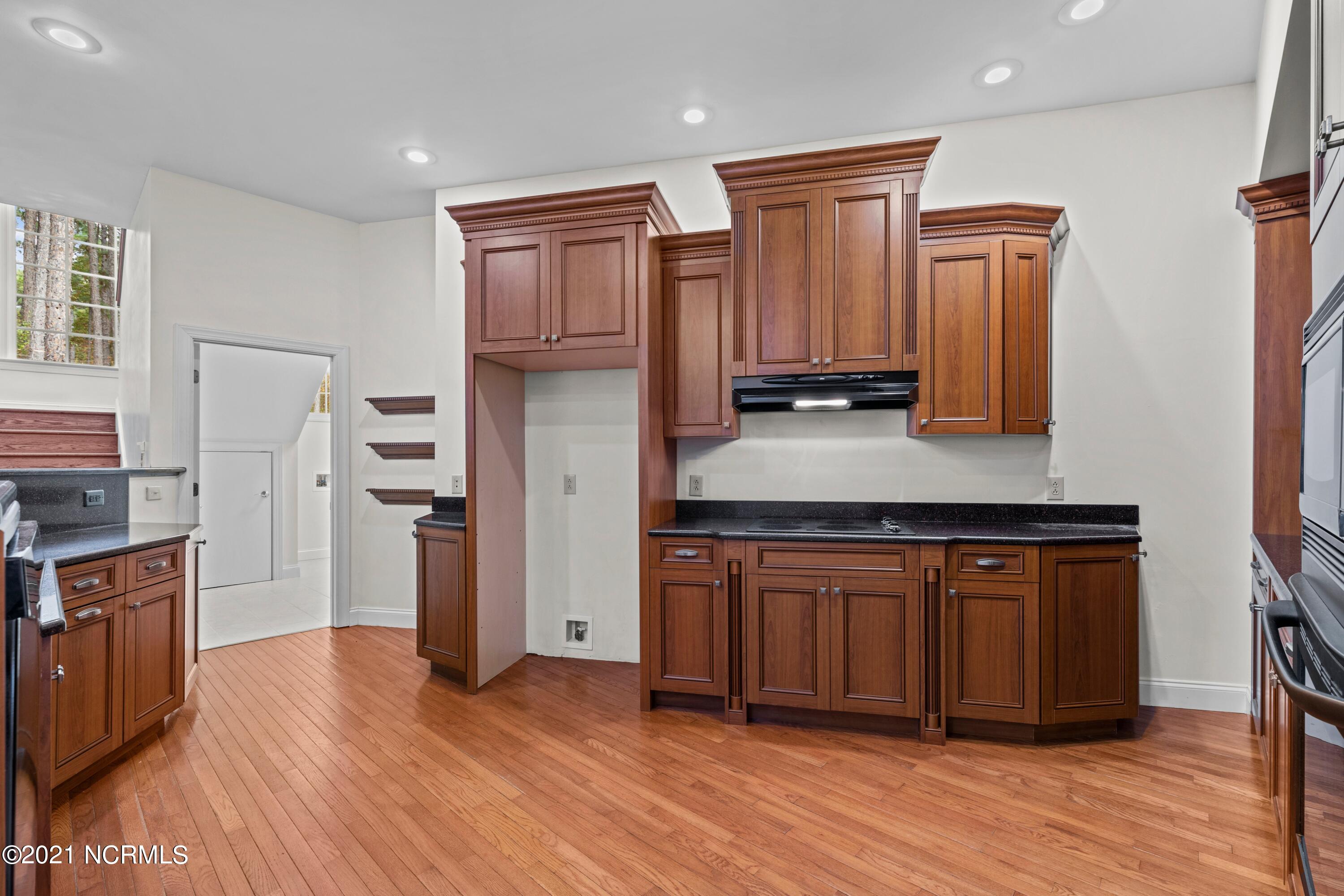 240 Cliff Road Southern Pines, NC 28387 - Photo 25 of 51 24-print-IMG_8747