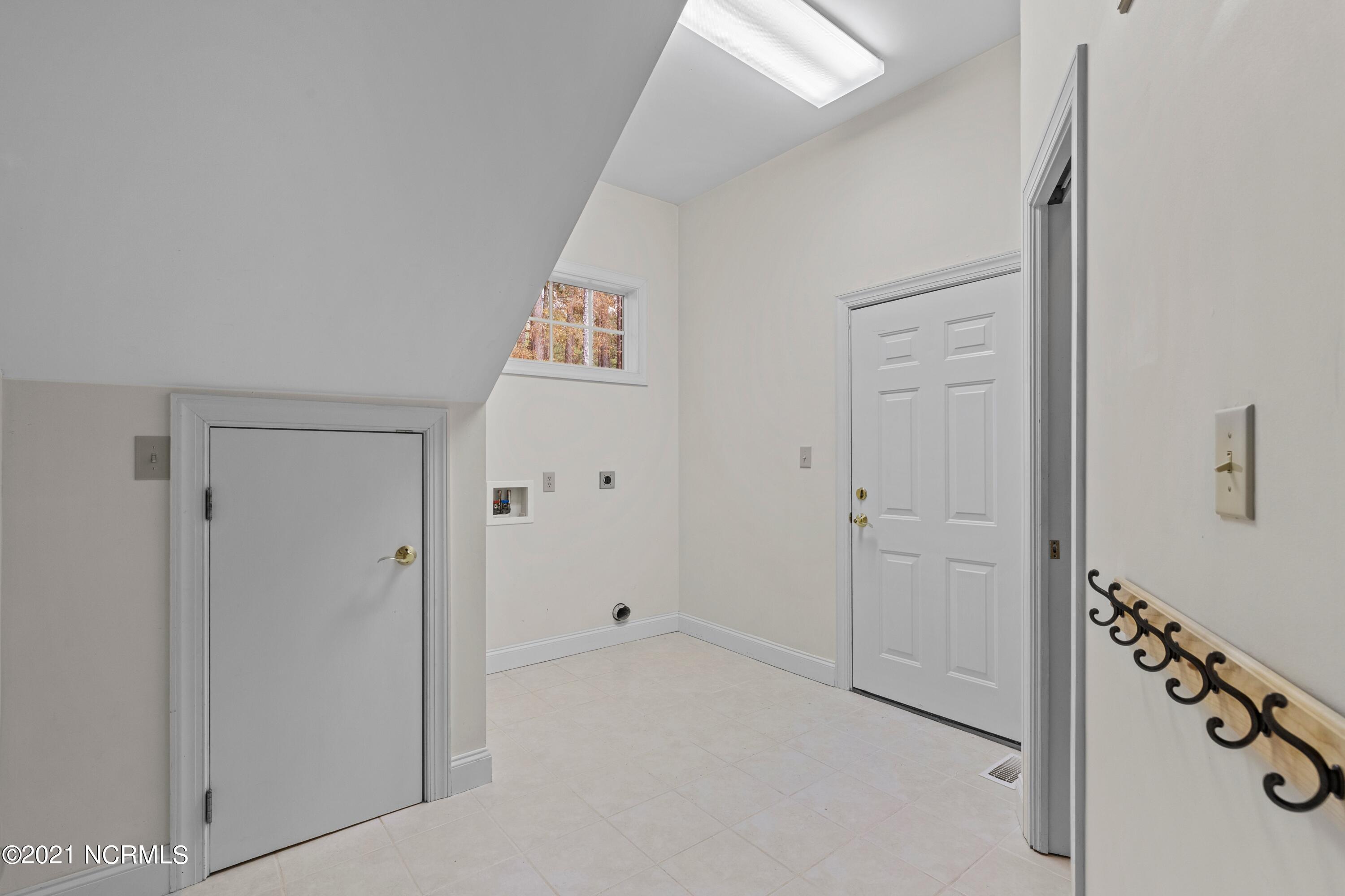 240 Cliff Road Southern Pines, NC 28387 - Photo 26 of 51 25-print-IMG_8750