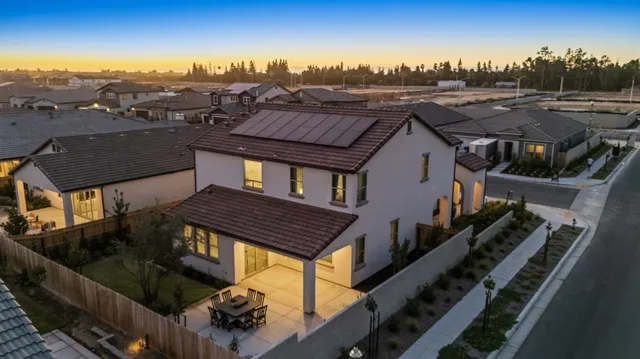 $825,000 | 7243 West Ashcroft Avenue, Fresno, CA 93723