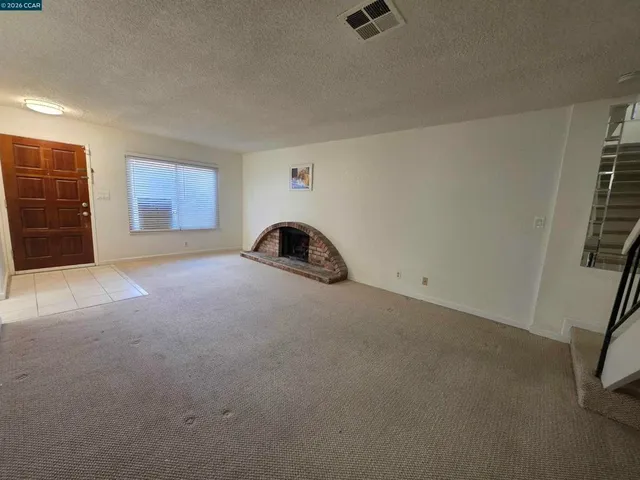 $388,000 | 2581-2581 El Portal Drive, Unit C, San Pablo, CA 94806
