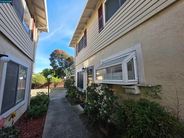 $388,000 | 2581-2581 El Portal Drive, Unit C, San Pablo, CA 94806