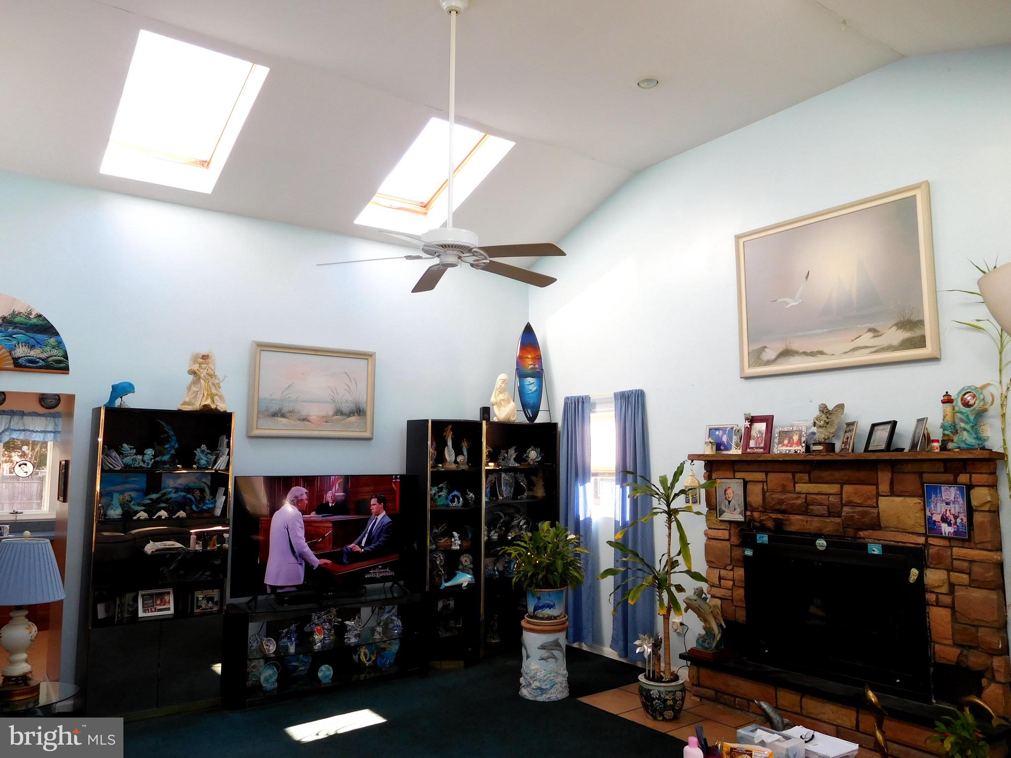 717 Cedar Avenue Croydon, PA 19021 - Photo 5 of 32