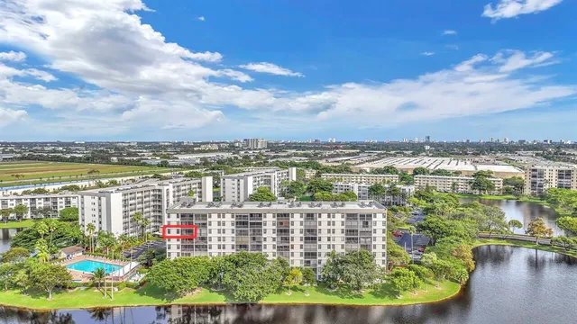 $350,000 | 2221 Cypress Island Drive, Unit 708, Pompano Beach, FL 33069