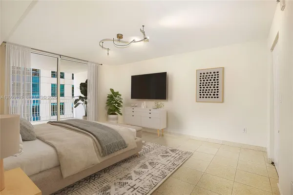 $2,800 | 1200 Brickell Bay Drive, Unit 1614, Miami, FL 33131