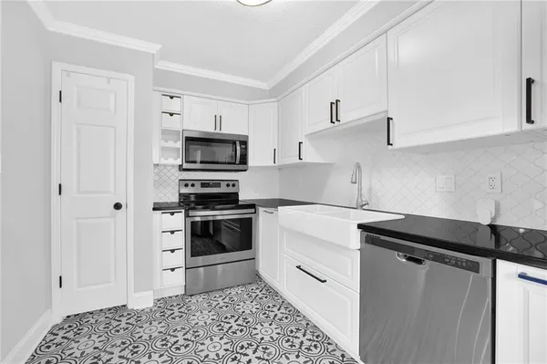 $2,200 | 1104 Pine Heights Drive Northeast, Atlanta, GA 30324