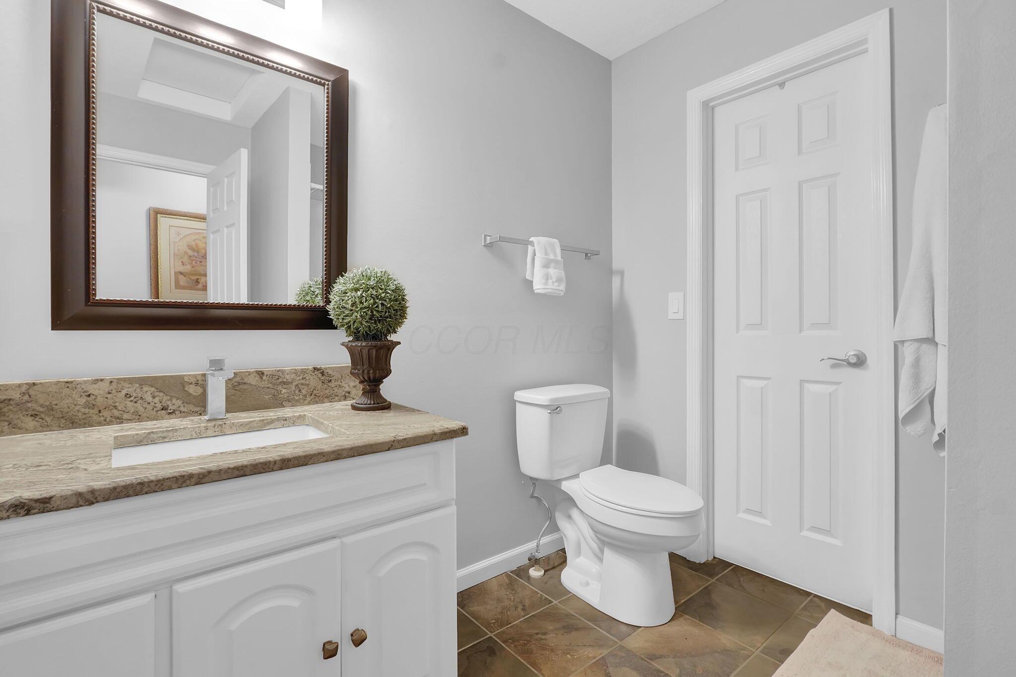 5260 Apple Ridge Place Westerville, OH 43081 - Photo 24 of 42 Bath 2 (1st Floor) - View 1