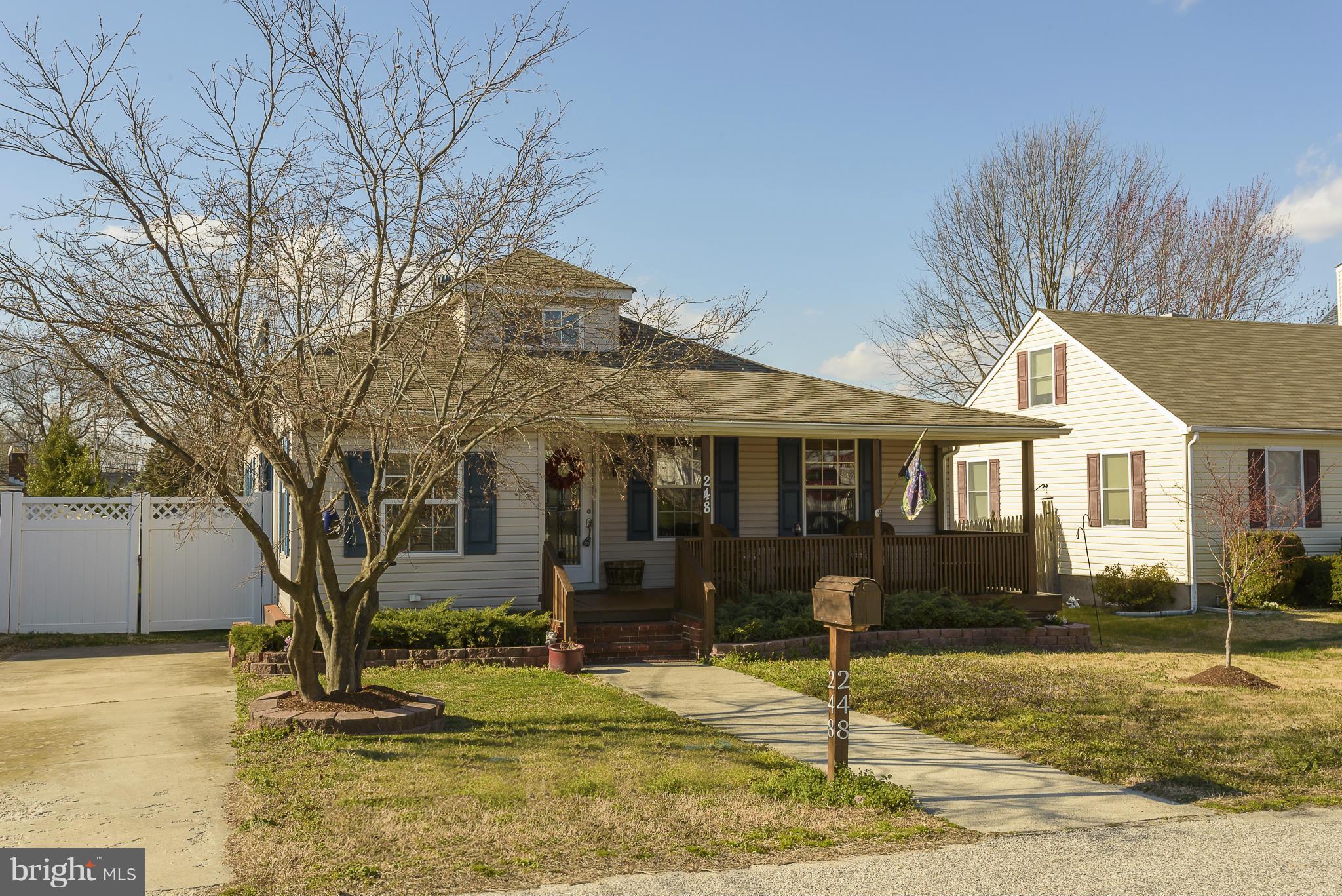 248 Wanda Road Pasadena, MD 21122 - Photo 2 of 25 EXTERIOR FRONT