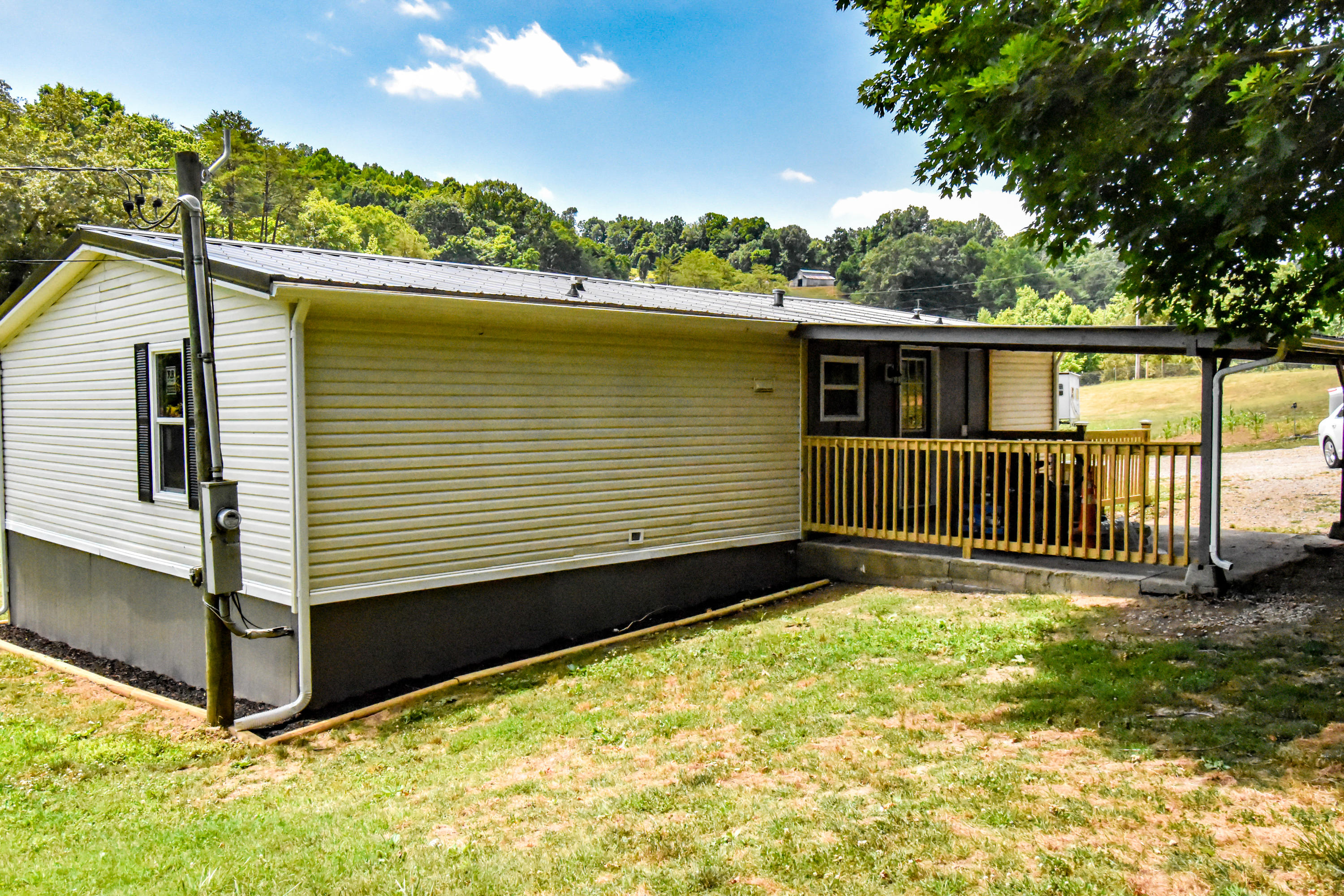 265 Archer Road Luttrell, TN 37779 - Photo 10 of 27 Back of Home