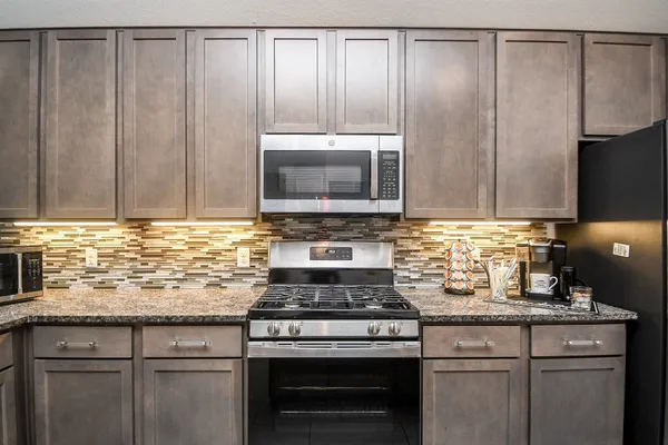 $2,250 | 12234 Chestnut Clearing Trail, Humble, TX 77346