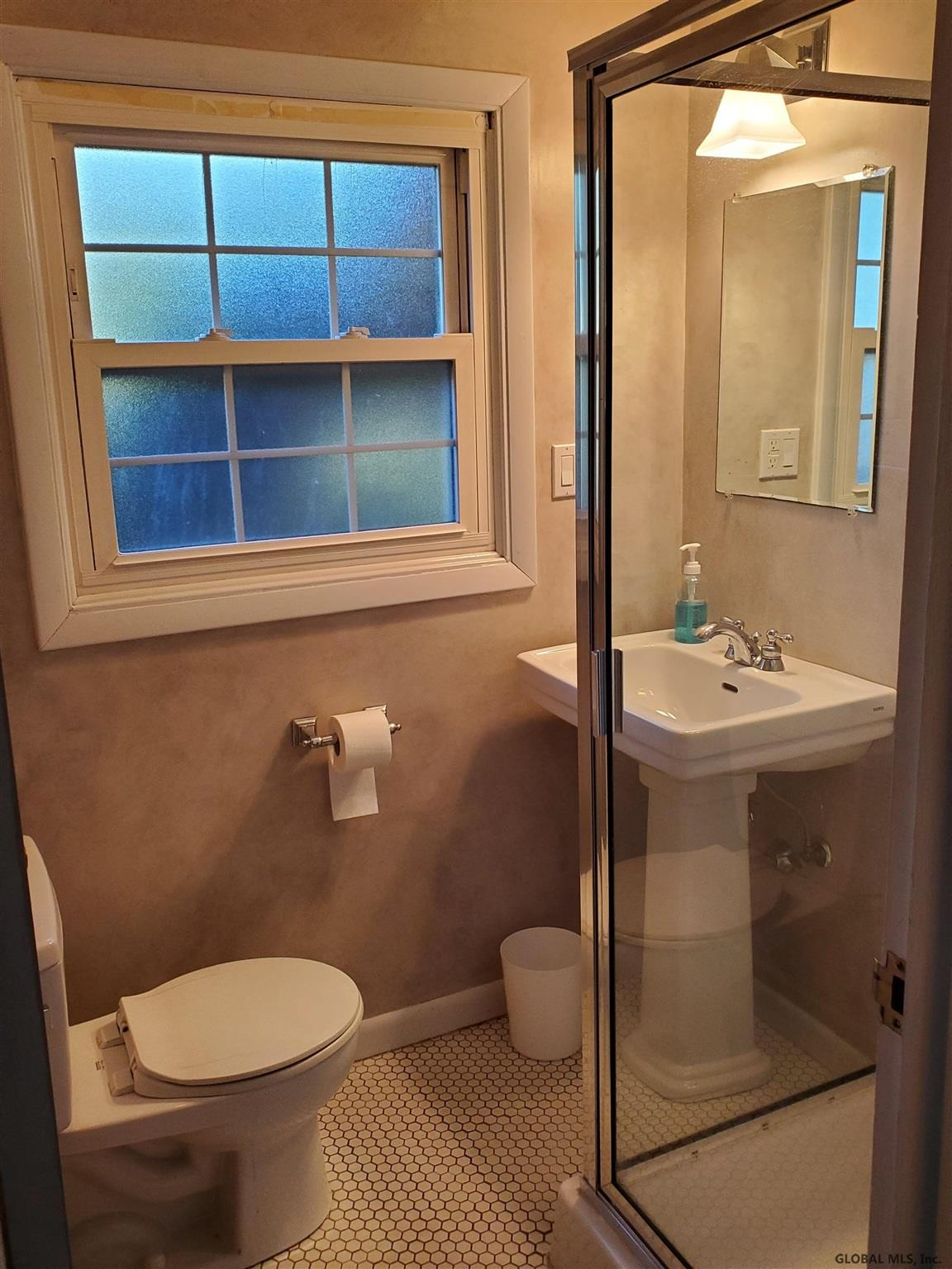 39 Carson Road Bethlehem, NY 12054 - Photo 19 of 33 Photo 23