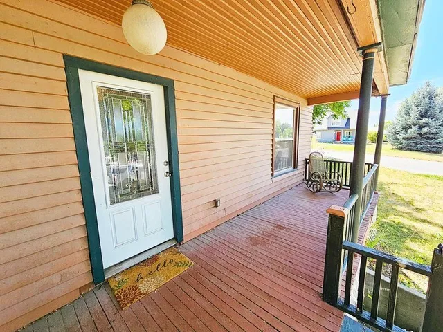 $284,900 | 371 South Hofstetter Street, Colville, WA 99114