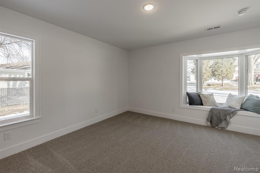 3750 Alida Avenue Rochester Hills, MI 48309 - Photo 37 of 68