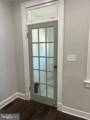 $2,450 | 823 Pontiac Avenue, Baltimore, MD 21225