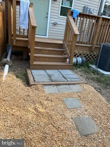 $2,450 | 823 Pontiac Avenue, Baltimore, MD 21225