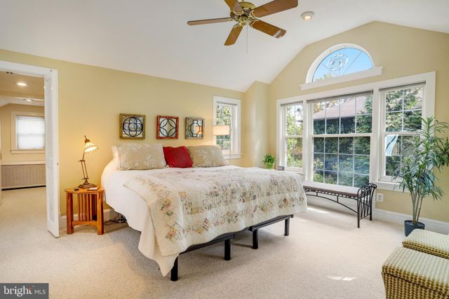 $1,180,000 | 900 Junior Street, Alexandria, VA 22301