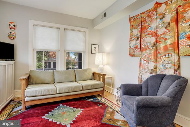 $1,180,000 | 900 Junior Street, Alexandria, VA 22301