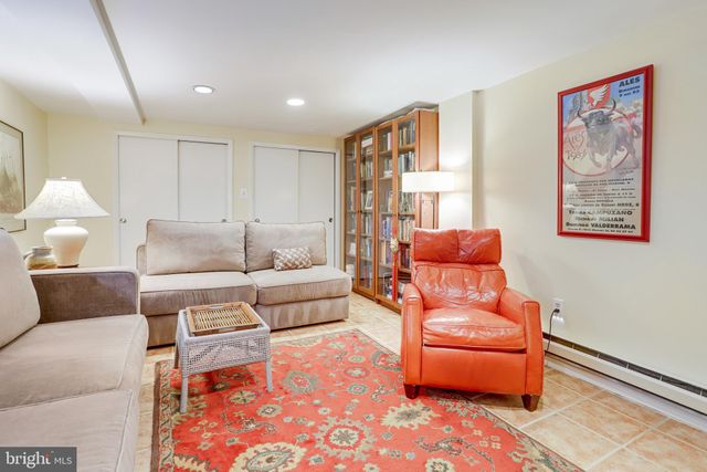 $1,180,000 | 900 Junior Street, Alexandria, VA 22301