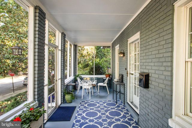 $1,180,000 | 900 Junior Street, Alexandria, VA 22301