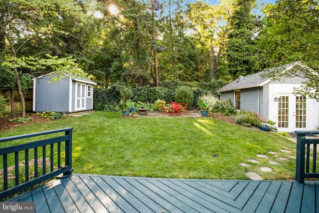 $1,180,000 | 900 Junior Street, Alexandria, VA 22301