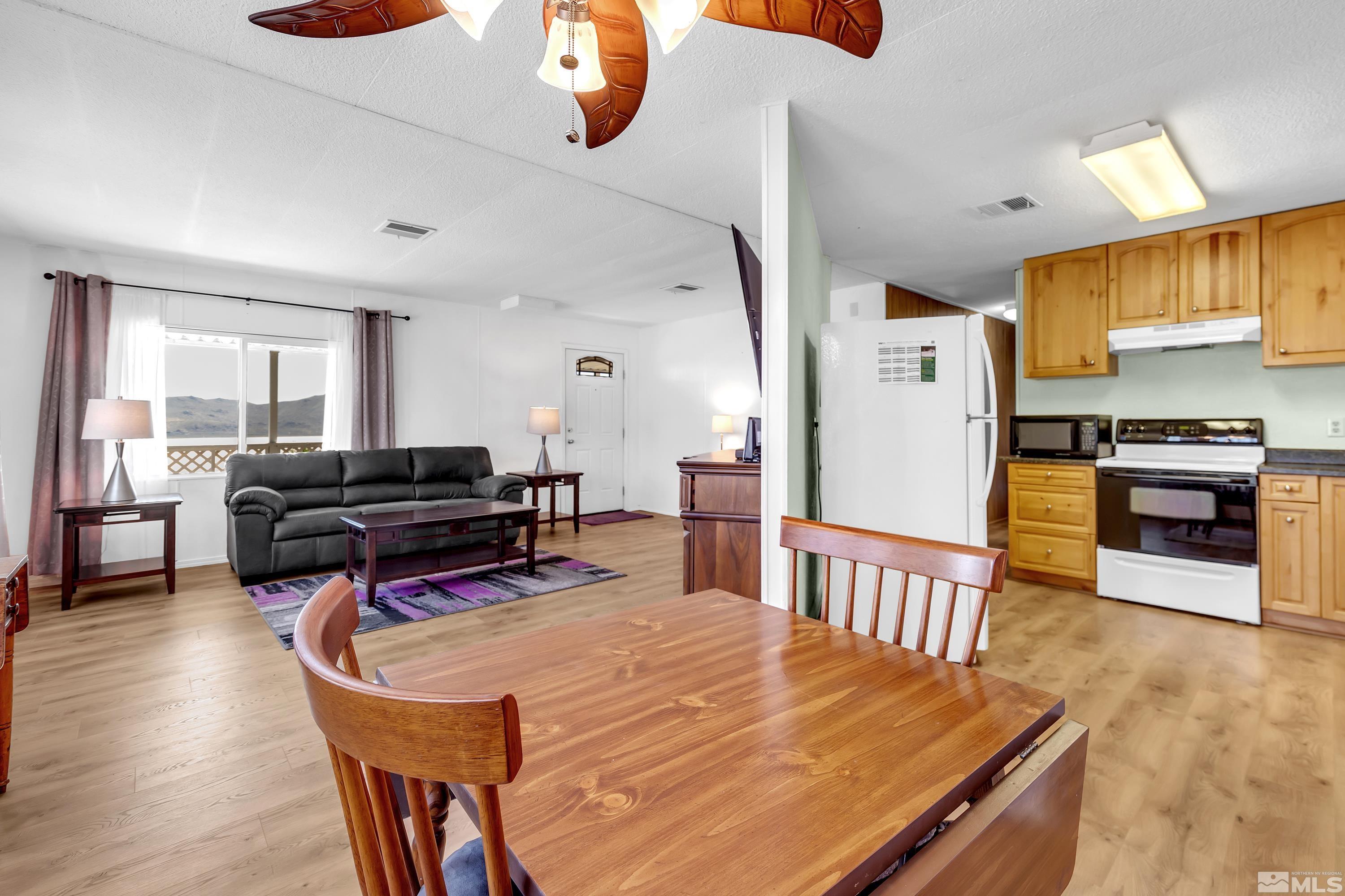 24 Sierra View Road Reno, NV 89508 - Photo 6 of 17 Photo 6