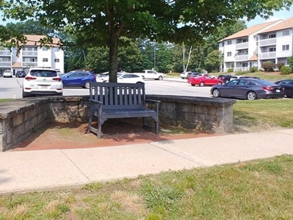 810 Franklin Crossing Road, Unit 10 Franklin, MA 02038 - Photo 12 of 13 Gallery Image 12
