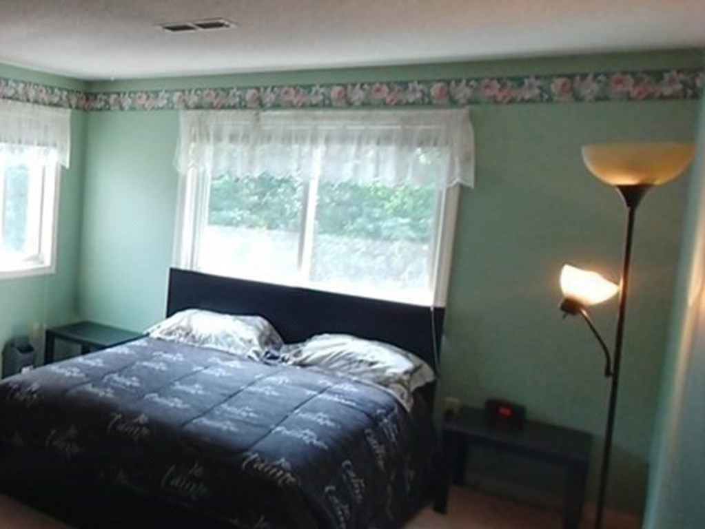810 Franklin Crossing Road, Unit 10 Franklin, MA 02038 - Photo 10 of 13 Gallery Image 10