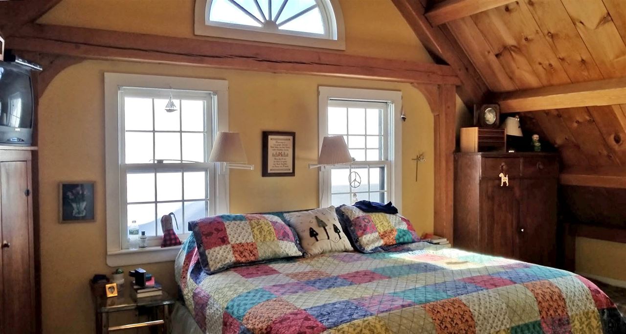 1054 Weatherhead Hollow Road Guilford, VT 05301 - Photo 20 of 30