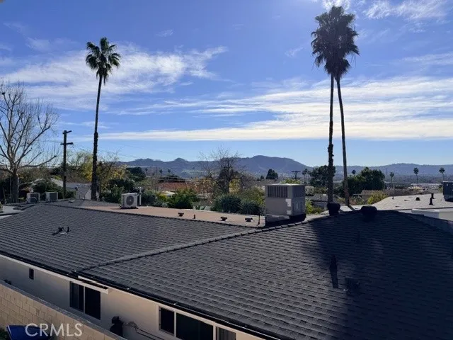 $1,199,000 | 718 East Walnut Avenue, Burbank, CA 91501