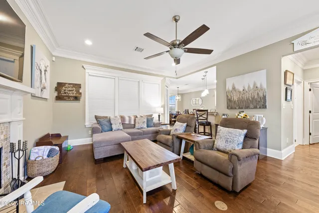 $324,900 | 100 Pontchartrain Drive, Carencro, LA 70520